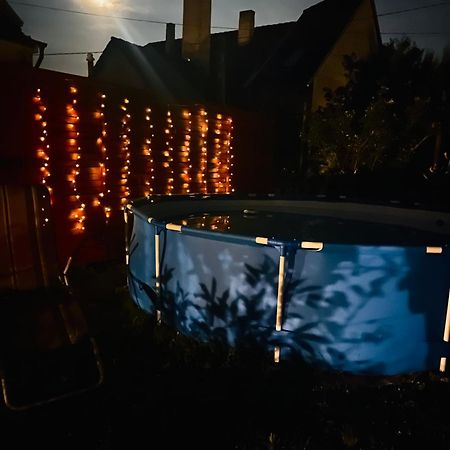 Szandra Vendeghaz Osku Luaran gambar